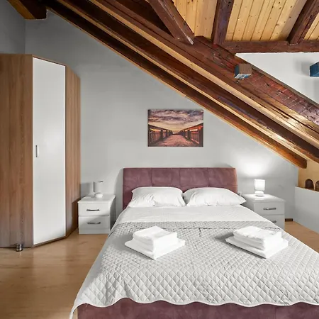 Appartamento Splitski Dir